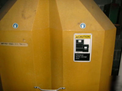 2 x 55 gallon drum chemical storage with rotary top
