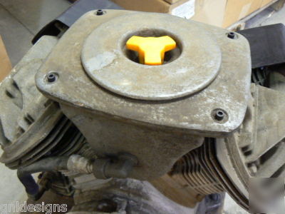 Atlas copco airlet LE7 reciprocating air compressor 5HP