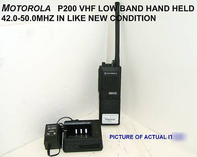 Motorola vhf low band P200 portable hand held radius