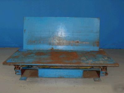 Used aircaster air caster 3000 lb pneumatic tilt table