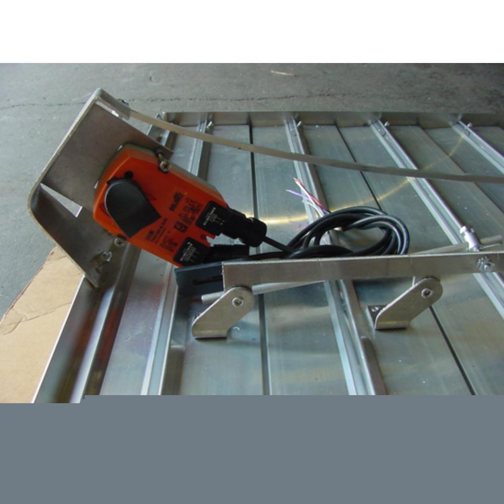 Dayton motorized single panel 48