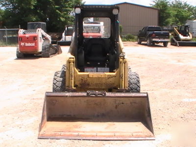 2003 komatsu SK815 skid steer loader