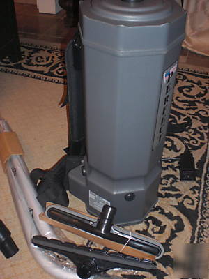 New commercial back pack vacuum 10L in sealed box
