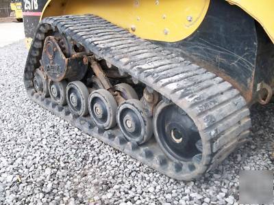 2005 caterpillar 257B cat skid steer loader 