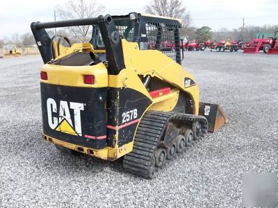 2005 caterpillar 257B cat skid steer loader 
