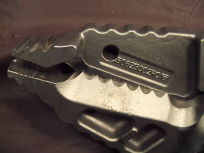 Hurst 362R290 hp combo jaws of life tool cuts & spreads