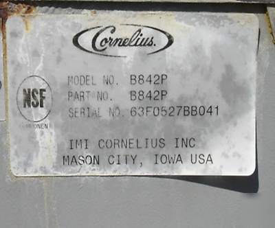 Used cornelius 780 lb ice maker w/580LB bin 220V XAC830