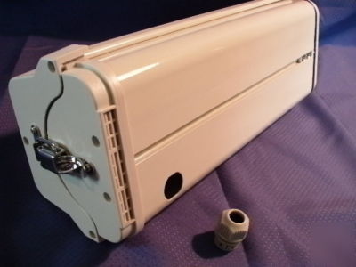 New samsung digital cctv camera and housing w/ 2.9-8MM