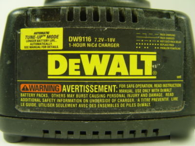 Nice dewalt DC385 reciprocating saw w/battery & charger