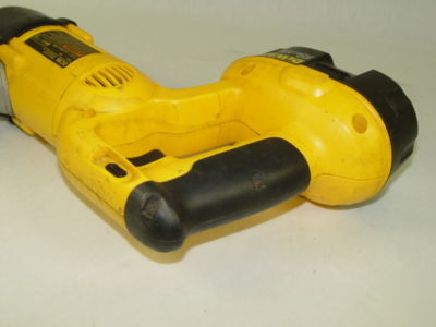 Nice dewalt DC385 reciprocating saw w/battery & charger