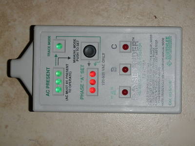 5712 non contact phase finder