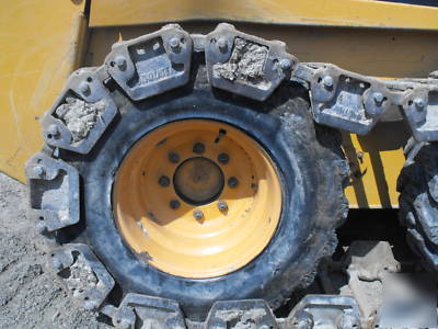 2001 case 1845C skid steer tire machine w/steel tracks