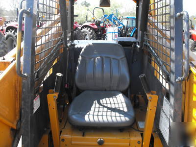 2001 case 1845C skid steer tire machine w/steel tracks