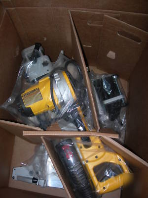 Dewalt 15 amp 12-inch dual bevel sliding miter saw