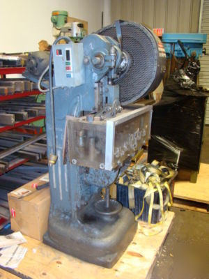 Rouselle obi punch press 15 ton machine 15H horn