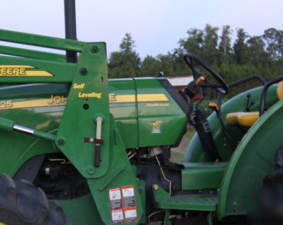 2007 john deere 5425 with sl loader