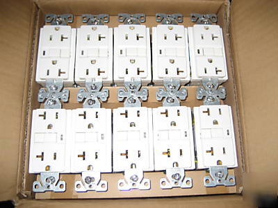 New (10) cooper gfci receptacle 20 amp white w/led 2006