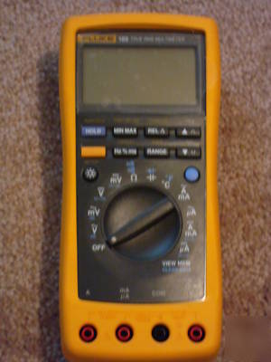 Fluke 189 digital multimeter and tlk-225 accessory kit