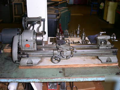 Atlas metalworking lathe - excellent shape - runs great