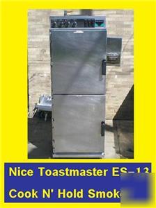 Toastmaster cook n' hold smoker oven w/ humidity es-13