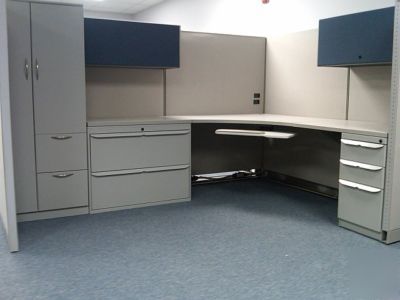 Versatile cubicles perfect for any office setting 