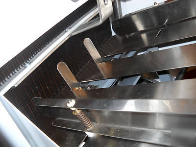 Oliver model 797 gravity feed bread slicer - 1/4