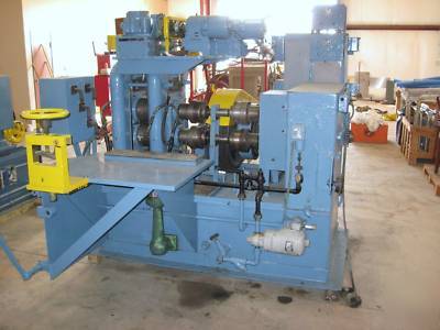 40 hp rolling mill with edge roller