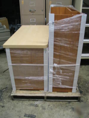2 - 12 o'clock dental treatment cabinets
