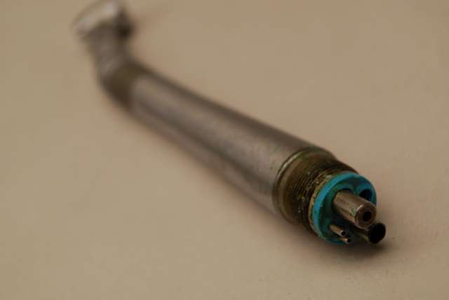 Used midwest quiet air fiber optic dental handpiece