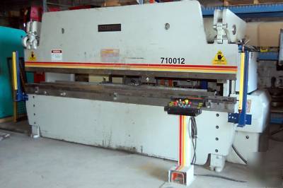 Accurpress 100 ton 12' brake hydraulic cnc control dies