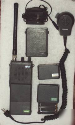 Icom ic-2E 2M fm handheldtransceiver + mike/speaker etc