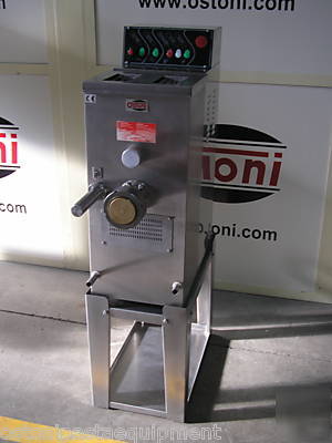 Italgi pasta machine extruder model P17