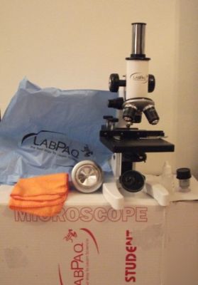 Microscope -excellent condition - great for students