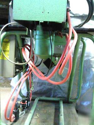 Plastic injection, arburg C4/s 5 ton, 2 ton, 110 volt, 