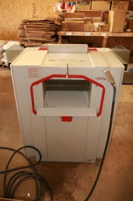 Destroy it 4104 b strip shredder