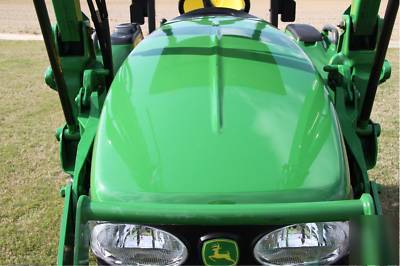 2005 john deere 4120 with loader