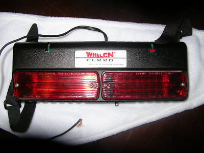 Whelen flatlighter fl 220 with red lens