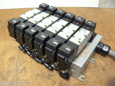 6 humphrey HW240-4E2-l solenoid air valve bank H240M6AW