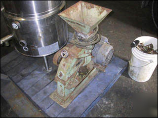 Model 2 canadian pulverizer, c/s, 5 hp 