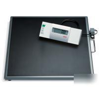 Seca 634 platform and bariatric floor scale with