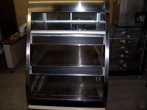 Heated merchandiser / manufactured 2004 / very nice