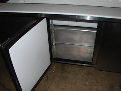 True tssu 72-3011 mega top cooler