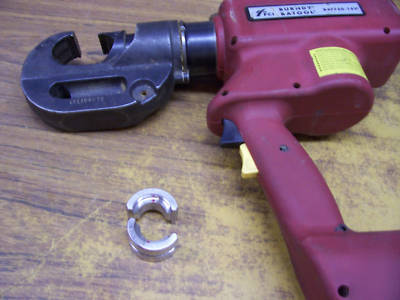 Burndy BAT750 14 v hydraulic battery crimper batool
