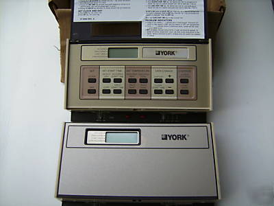 Honeywell york 2ET04700224 programmable thermostat 