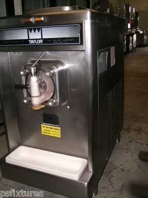 Taylor frozen beverage maker