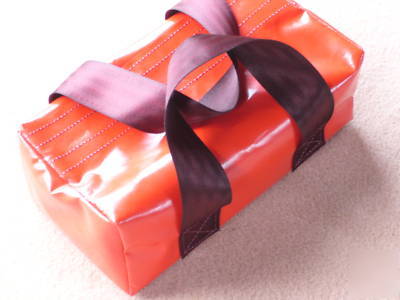 10 sand bags heavy duty vinyl