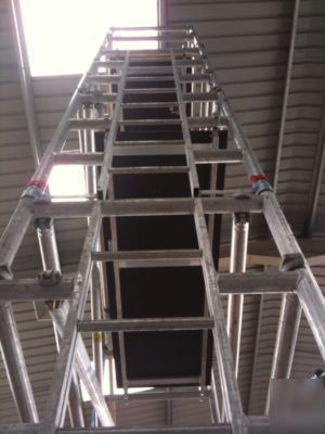 Aluminium access/scaffolding tower...free del...reduced