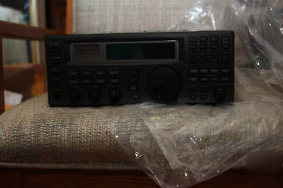 Icom ic--R8500 very,very rare item no longer made