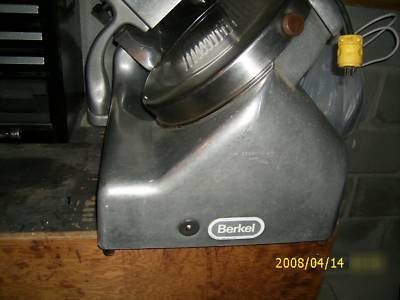 Berkel meat and cheese deli slicer works awesome 