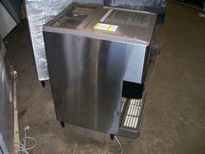 Hoshizaki ice dispenser dcm-240BAE
